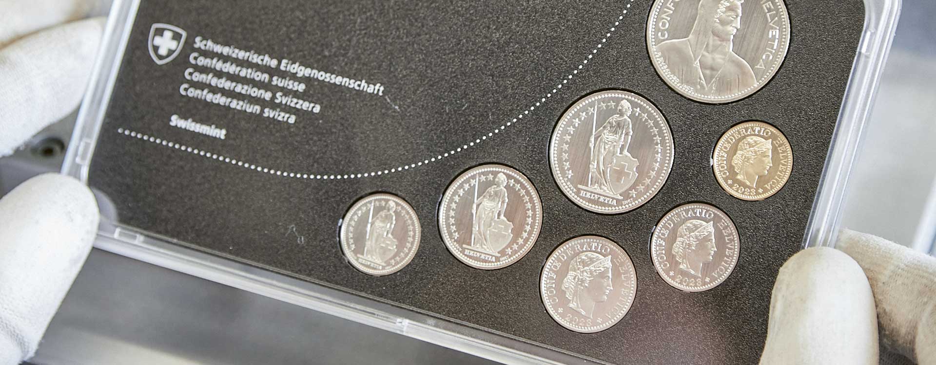 40,000,000 regular issue coins with a value of CHF 23,700,000 