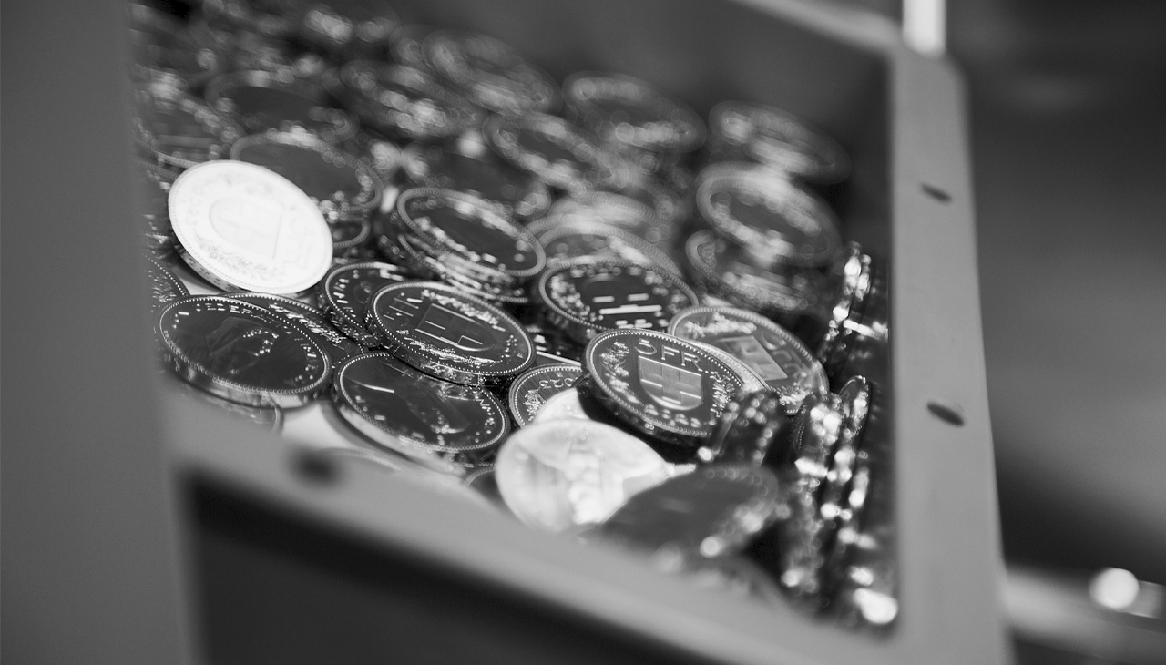 Les dernières pièces de cinq francs en argent ont été frappées en 1969. Ensuite, ces pièces ont été fabriquées en cupro-nickel.